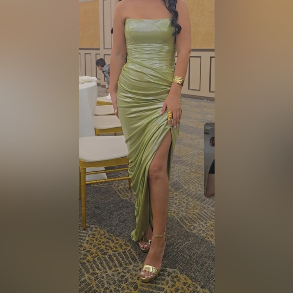 Elegant Green Satin Skirt